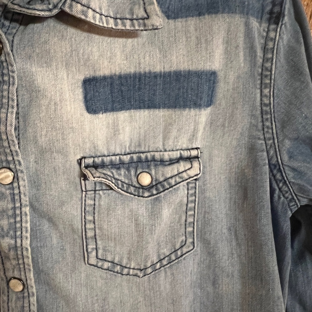 American Eagle Denim Shirt Retro Vintage Look Pearl Buttons Western Women's M - Picture 3 of 9